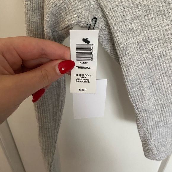 NWT TNA Waffle Scoopneck Longsleeve - Picture 2 of 4